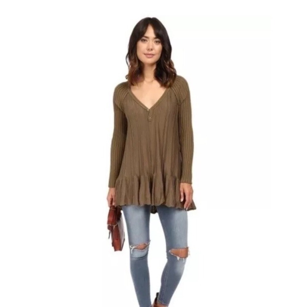 Free People M Olive Green Ribbed Ribs & Ruffles Knit Sweater Tunic - Picture 3 of 14